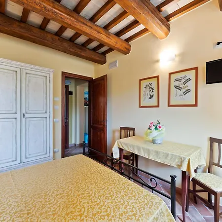 Beautiful Villa In Belforte All Isauro With Swimming Pool Belforte allʼIsauro Esterno foto