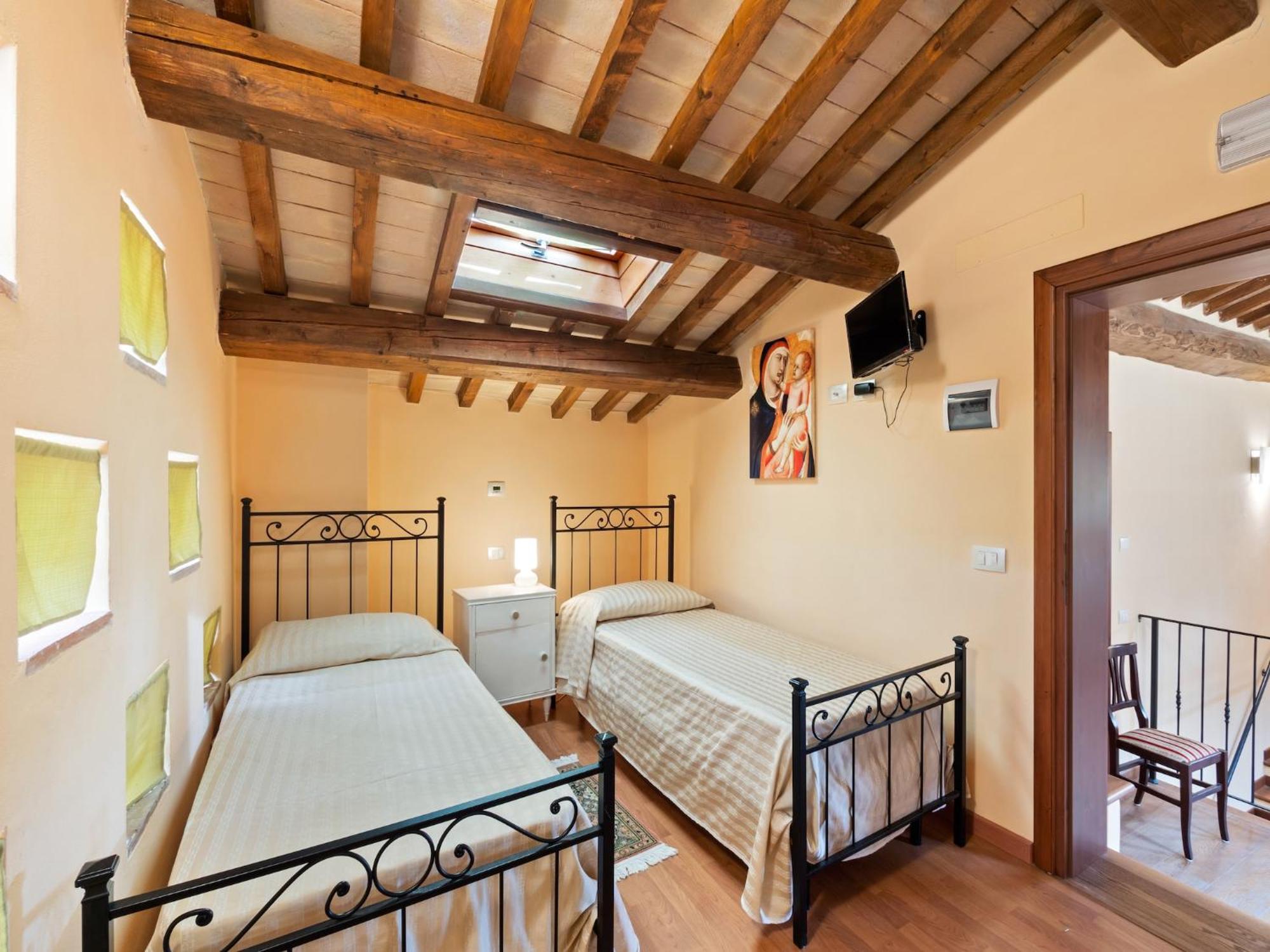 Villa Beautiful In Belforte Isauro With Swimming Pool Belforte all'Isauro